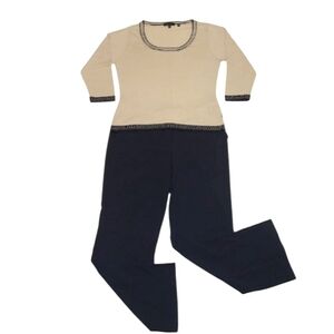 BCBGMaxAzria Pullover Sweater Knit Lightweight Scoop Round Neck Stretchy Accents